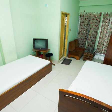 Hotel Star Park Dakhin Kattali Ruang foto