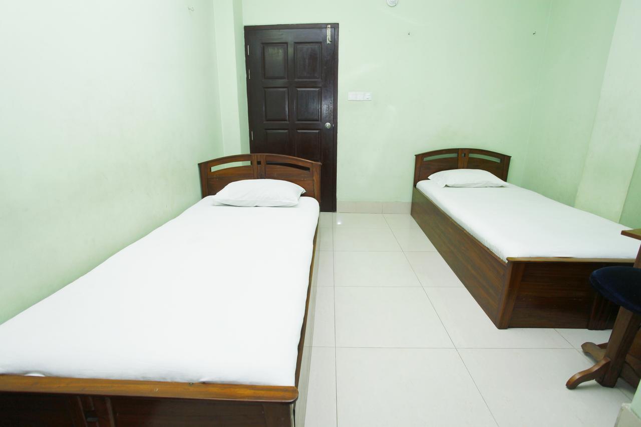 Hotel Star Park Dakhin Kattali Ruang foto