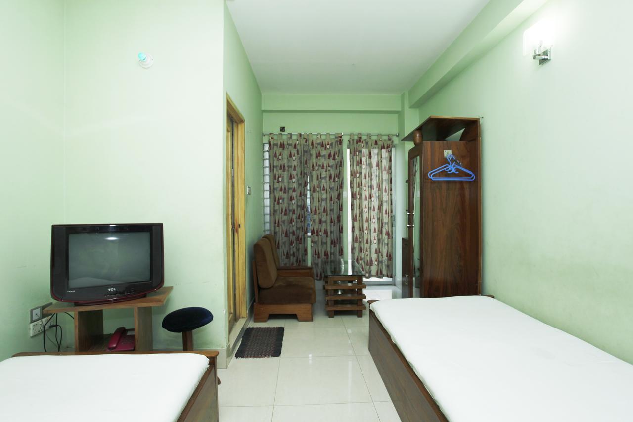 Hotel Star Park Dakhin Kattali Ruang foto