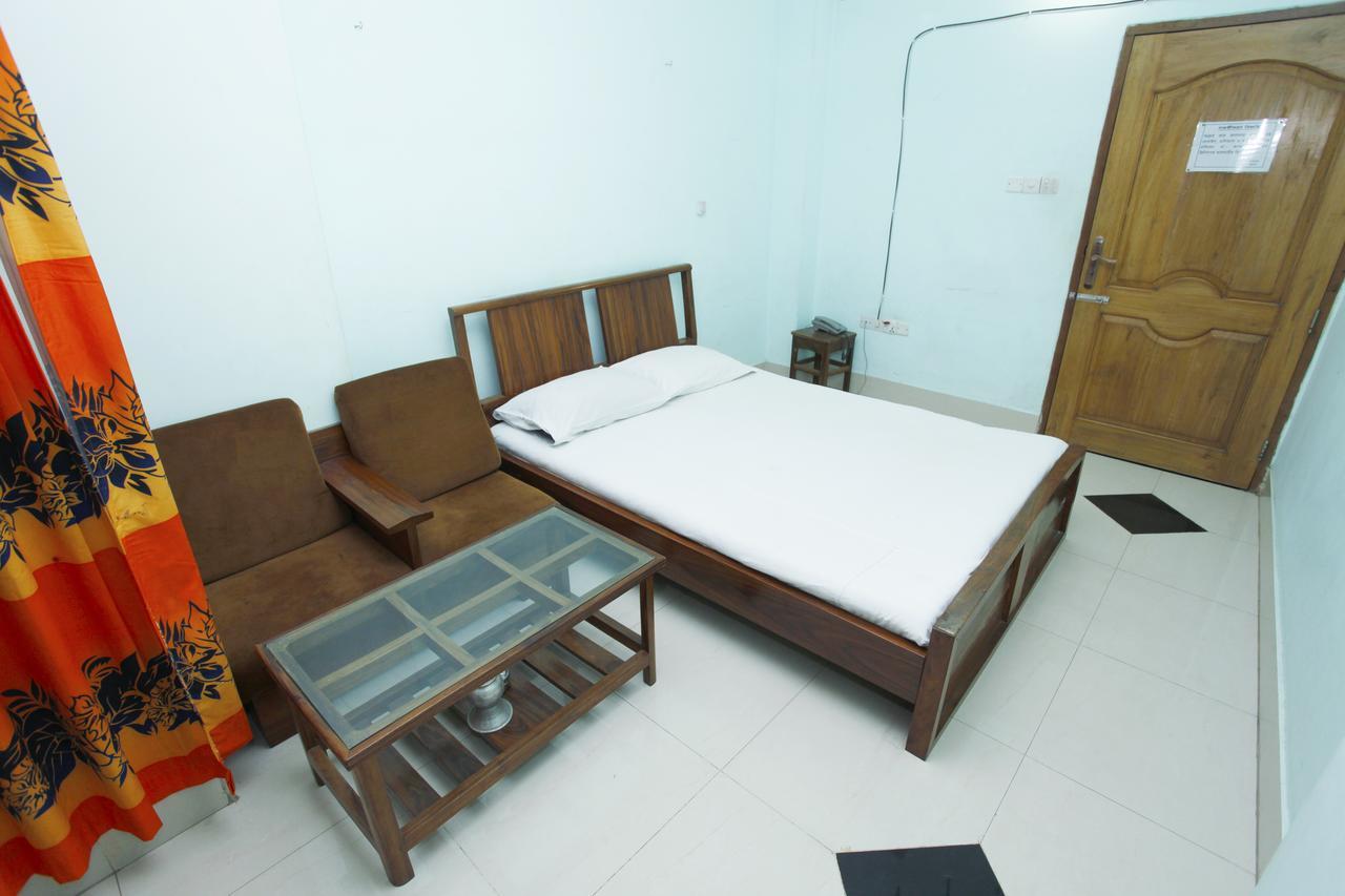 Hotel Star Park Dakhin Kattali Ruang foto