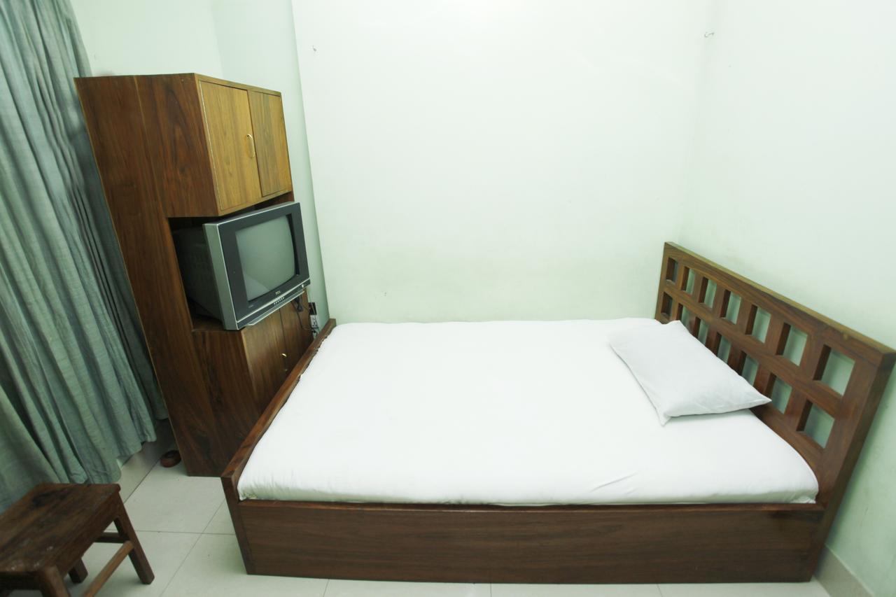 Hotel Star Park Dakhin Kattali Ruang foto